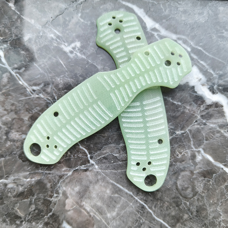 8 kolorów, materiał G10, wzór  – Bone Folder Tool recenzja i cena